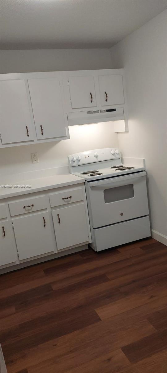 Building Photo - 7730 Camino Real