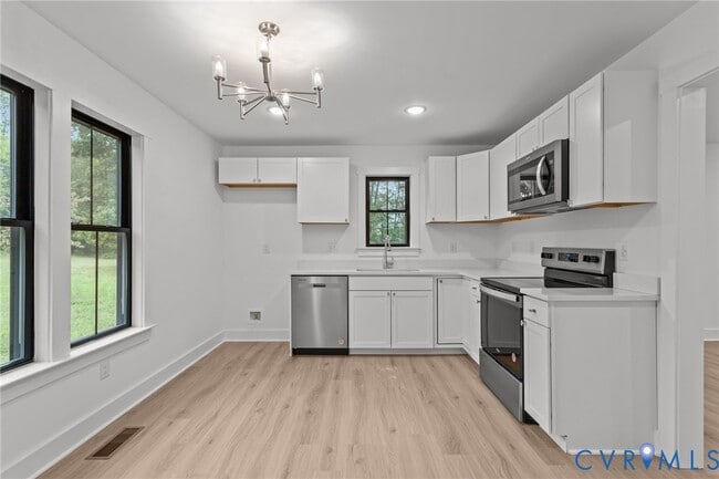 Building Photo - 1335 Stokes Station Rd