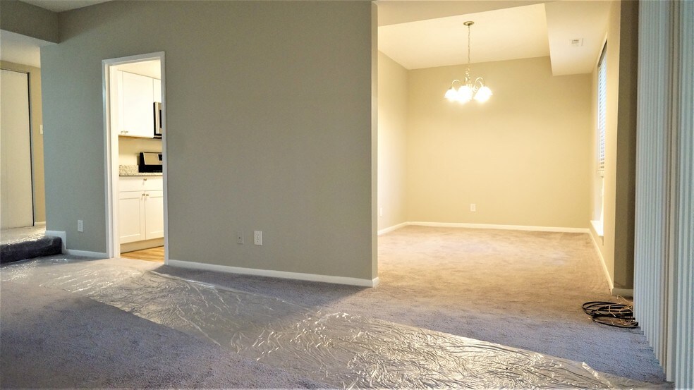 Building Photo - 11818 Breton Ct