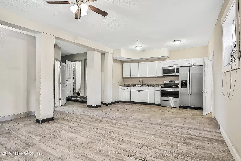 Building Photo - 8036 Mattox Ave
