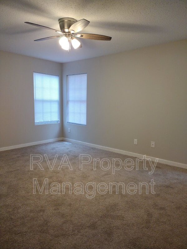 Building Photo - 3902 Birdbrook Dr