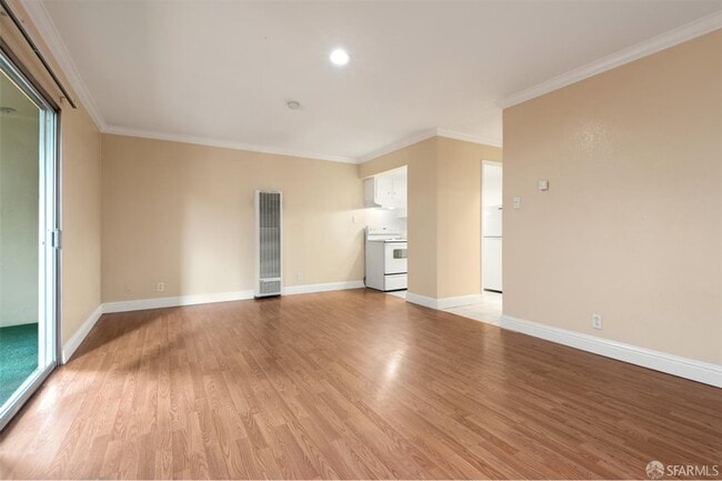 Building Photo - 1736 Woodland Ave