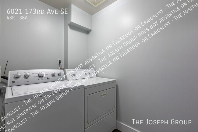 Building Photo - 6021 173rd Ave SE