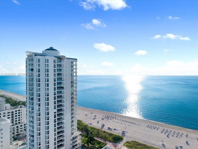 Building Photo - 4201 Collins Ave
