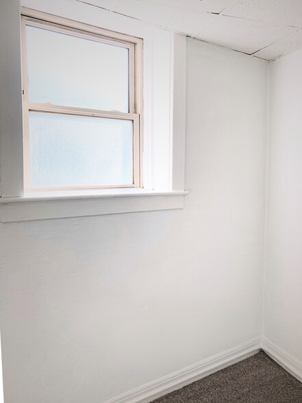 Bedroom 2 - 626 Maryland Ave