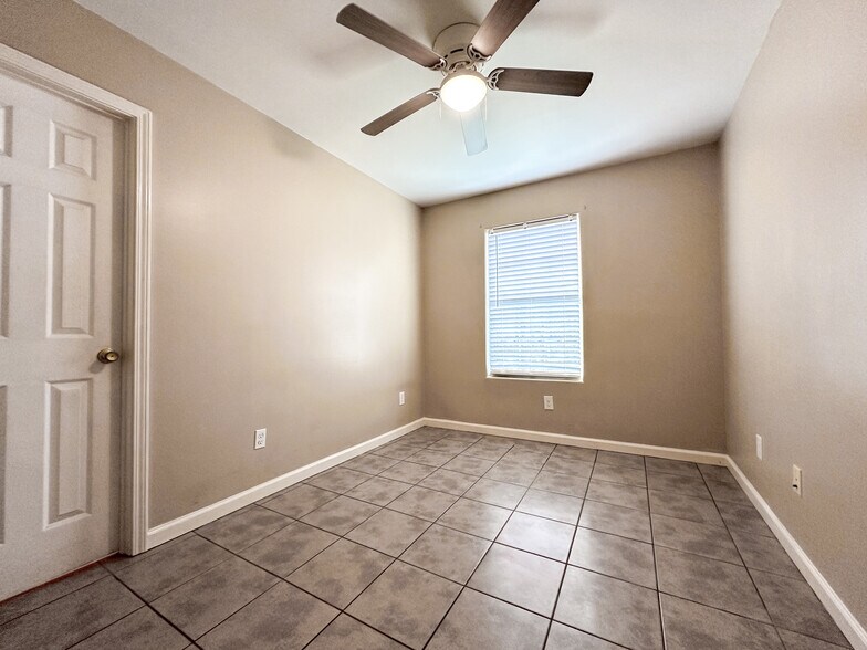 Building Photo - 1273 N Star Circle Dr