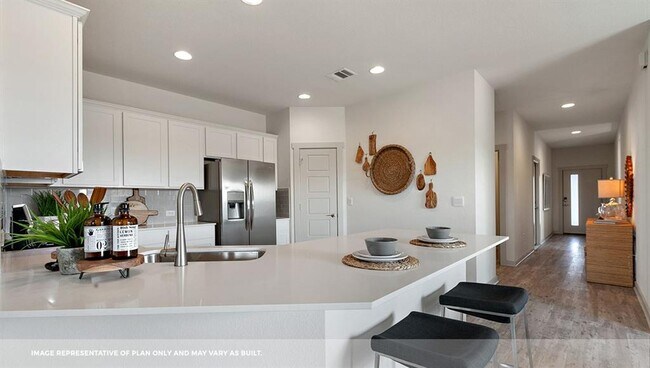 Building Photo - 3720 Niddry Dr