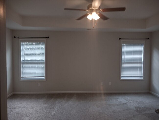 Building Photo - Wonderful Two Story Four Bedroom Three Full Bathrooms Home in Elgin SC