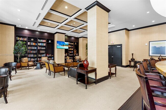 Building Photo - 510 NW 84th Ave