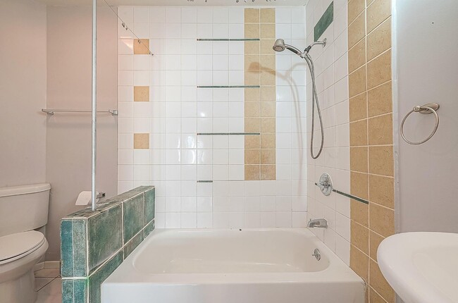 Building Photo - 4617 Talina Way
