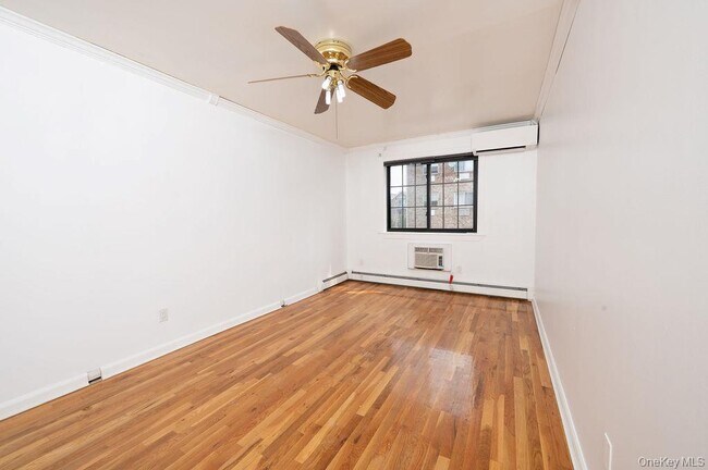 Building Photo - 268 Emerson Ave