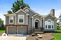 Building Photo - 2121 SE 7th St