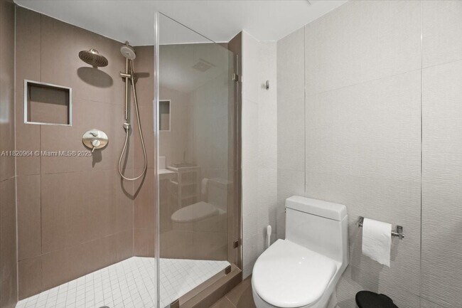Building Photo - 6301 Collins Ave