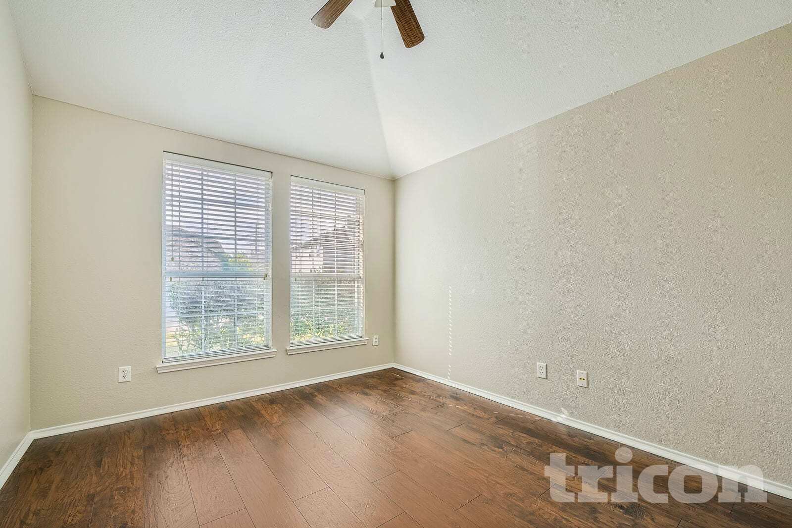 Building Photo - 13129 Padre Ave