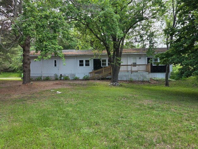 Building Photo - 4639 Hill Rd