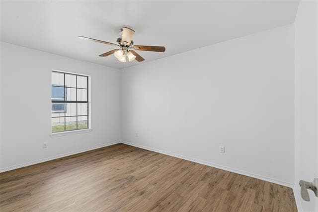 Building Photo - 803 Melody Cir