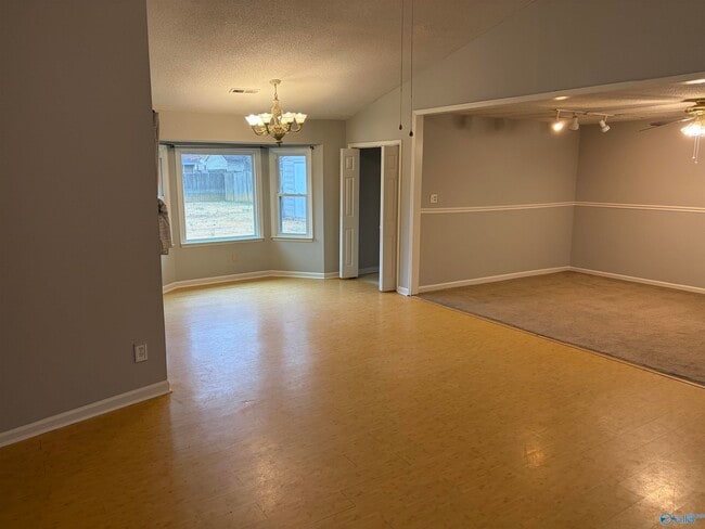 Building Photo - 15104 Balsam Dr SE