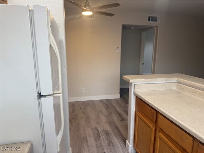 Building Photo - 2966 Juniper Hills Blvd