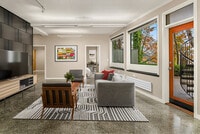 Building Photo - 2564 Dexter Ave N