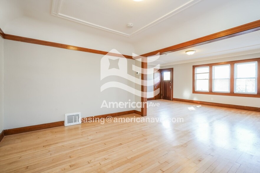 Building Photo - 2907#2909 North 44th Street, 53210; #1588012 - 1588012