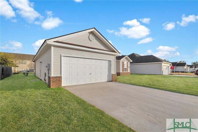 Building Photo - 85 Red Oak Dr