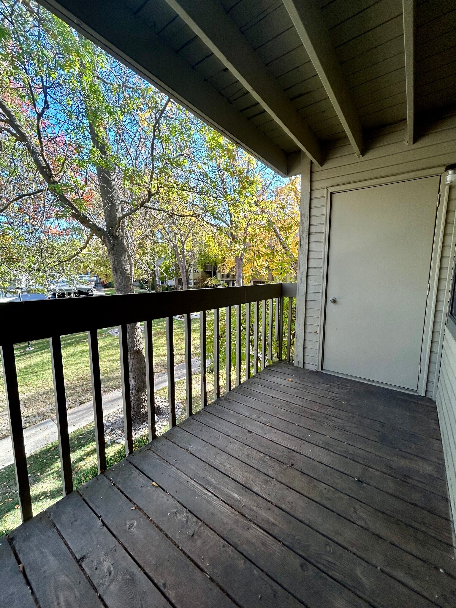 Building Photo - 3757 S Gekeler Ln