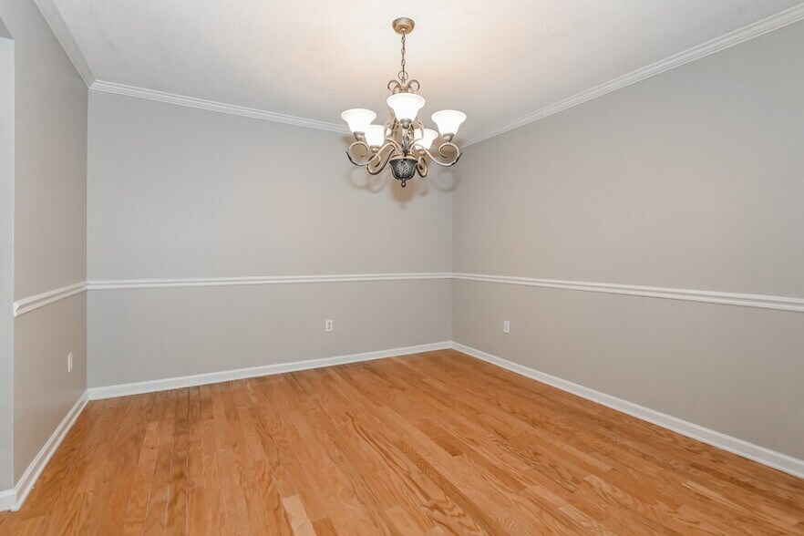 Building Photo - 8083 Delta Lakes Blvd