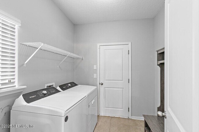 Building Photo - 276 Sanctuary Dr