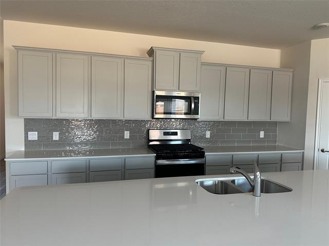 Building Photo - 2408 Grapevine Wy