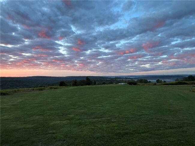 Building Photo - 4199 W Hill Rd