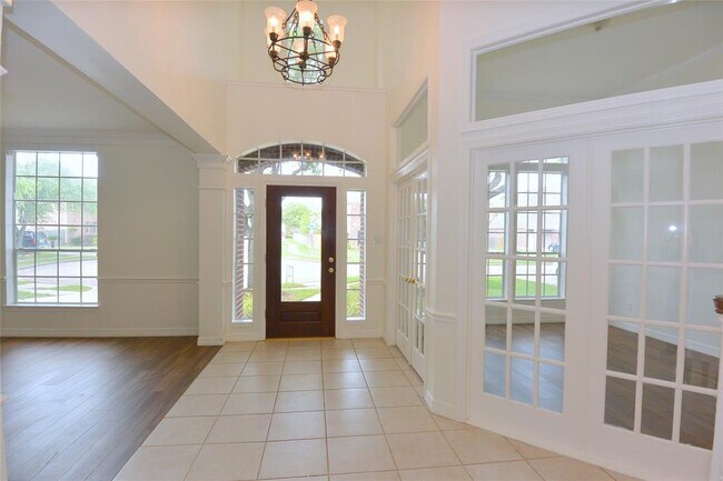 Building Photo - 5902 Indian Hills Ln