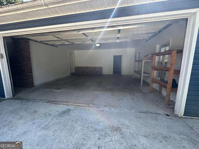 Building Photo - 345 Ridgeview Trail