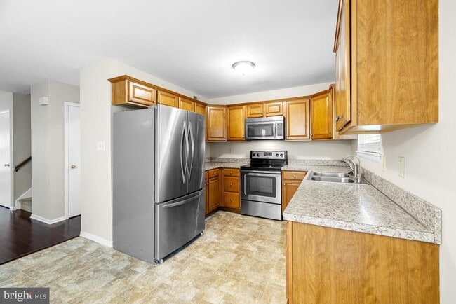 Building Photo - 107 Emery Ct
