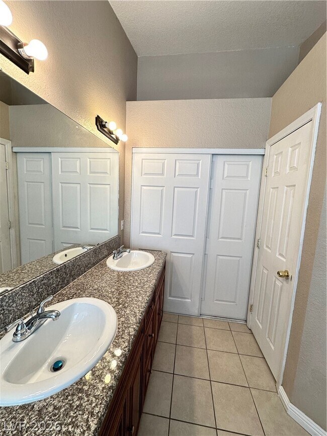 Building Photo - 3910 Amy Marie Ct