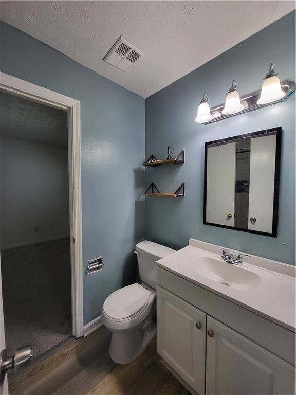 Building Photo - 6685 Hearth Ct