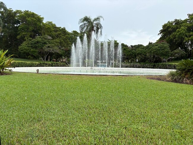 Building Photo - 5904 Cedar Cir