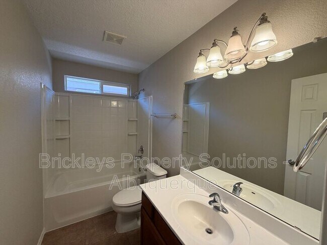 Building Photo - 8035 Sierra Altos Pl NW