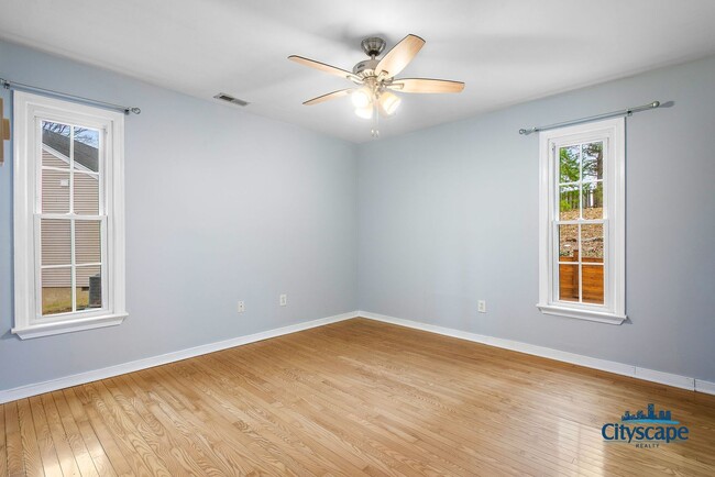 Building Photo - ADORABLE RANCHER IN CHESTERFIELD