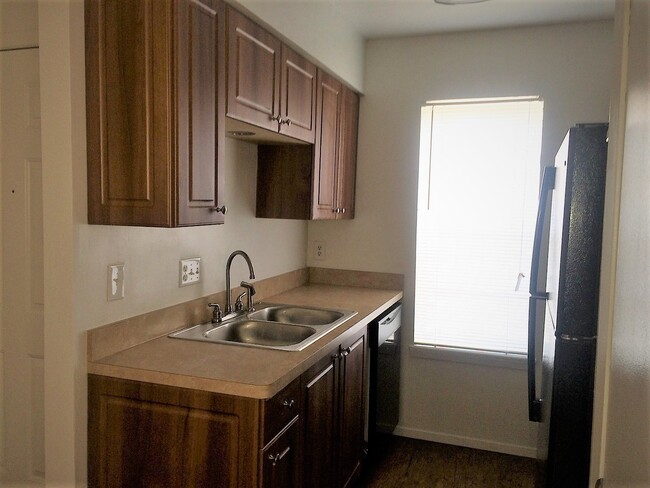 Building Photo - 3615EL