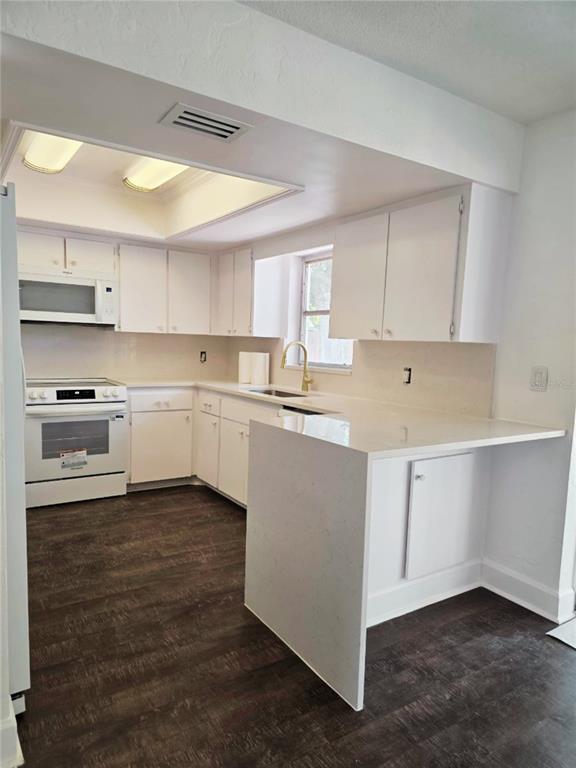 Building Photo - 5210 Dr M.L.K. Jr St N