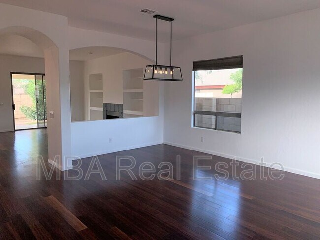 Building Photo - 16824 N 63rd St