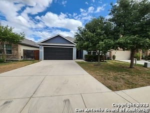 Building Photo - 1616 Tree Run