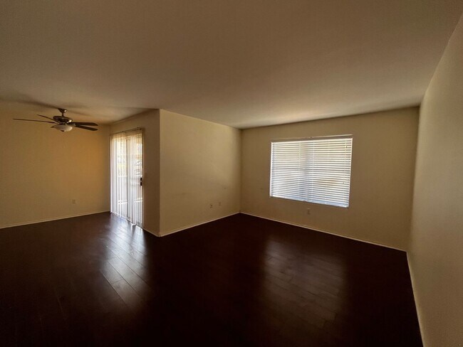 Building Photo - Beautiful Condo with Dual Master Bedrooms ...