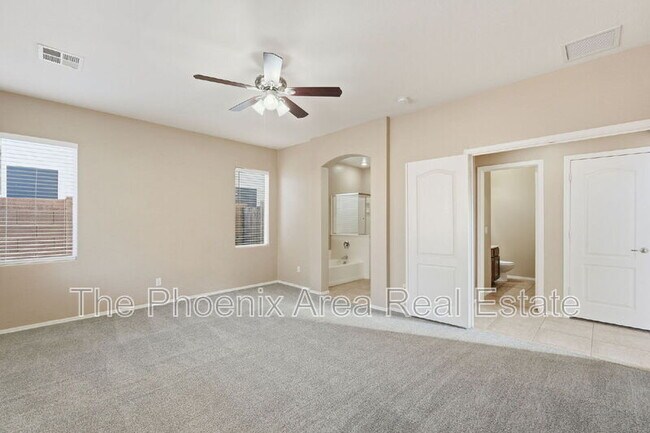 Building Photo - 44216 Palmen Dr