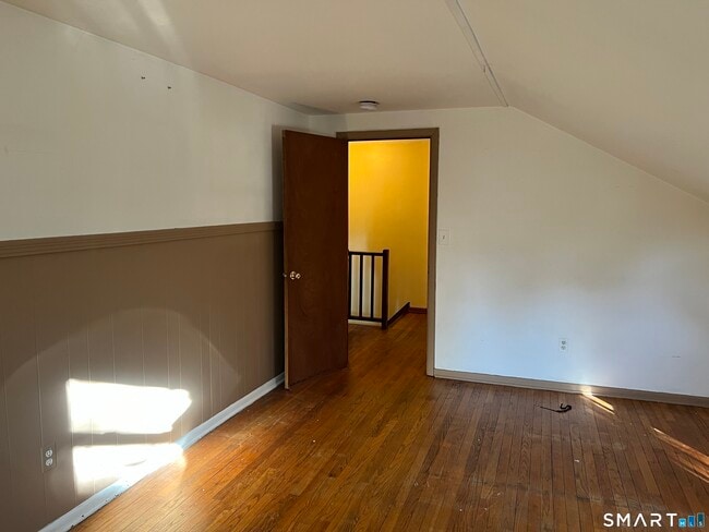 Building Photo - 40 Lanesville Rd