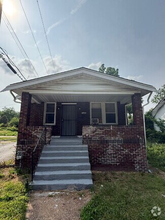 Building Photo - 5619 Park Ln