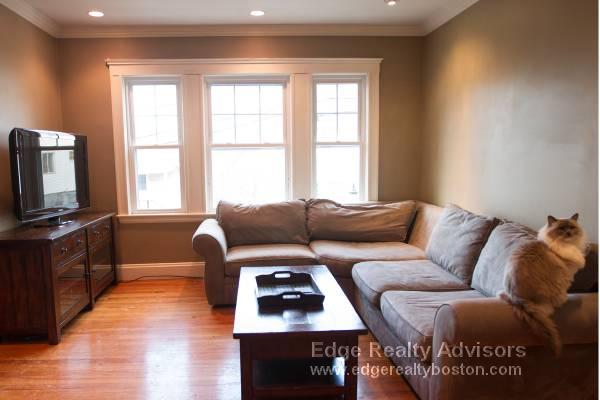 Building Photo - 31 N Crescent Circuit