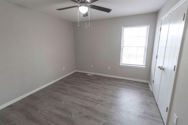 Building Photo - 5313 Currituck Ln