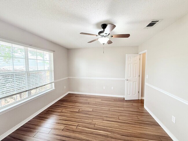 Building Photo - Spacious 4-Bedroom All Brick Home