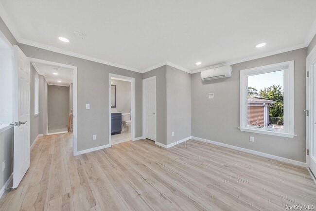 Building Photo - 119 Whittier Dr